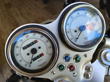 2005 Triumph Thruxton 865