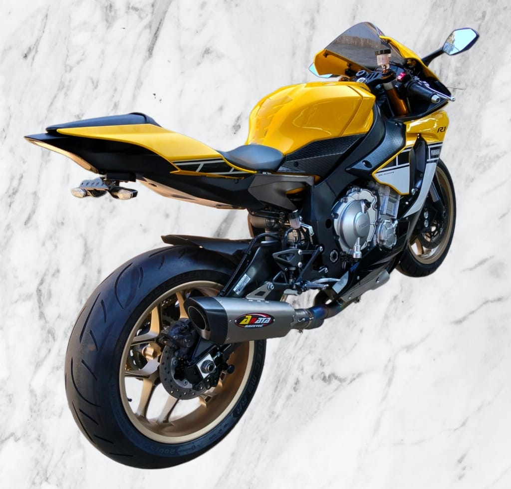 2015 Yamaha R-1 (Must be seen spotless)
