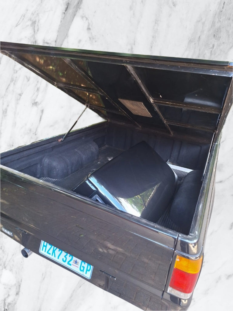 1986 Ford Courier V6 Only two owners